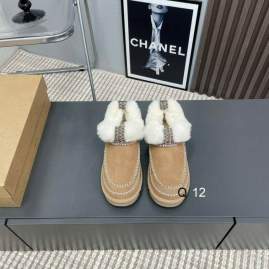 Picture of UGG Shoes _SKUUGGsz35-40J112119690